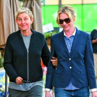 Ellen DeGeneres in Portia Di Rossi