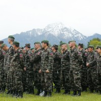 Slovenska vojska pred gorami