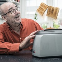 Med toastom in kruhom so razlike