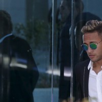 Neymar odhaja iz sodišča