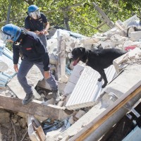 potres Italija reševanje