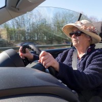 starejpa ženska vožnja4