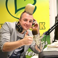 Dejan Krajnc, poskočni muzikanti.