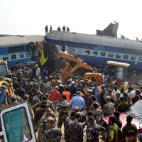železniška nesreča v Indiji
