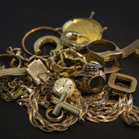 zlatnina, nakit, vrednostni predmeti