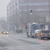 Ljubljana, poledica, sneg, semafor, križišče