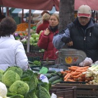 tržnica, branjevci, zelenjava, živila