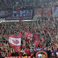 fans-olympiacos-piraeus-eb16