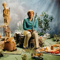 Klemen Slakonja kot Angela Merkel