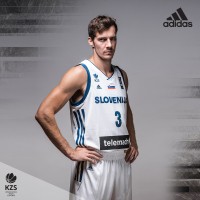 Nove drese je ponosno predstavil prvi zvezdnik Goran Dragić