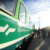 vlak slovenske zeleznice