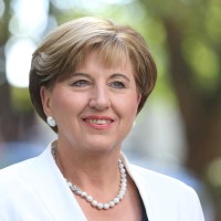 I-ljudmila novak-pl002.jpg