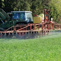 traktor, škropivo, herbicid, glifosat