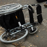 nesreca, invalidka, invalidski vozicek