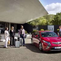 Opel in Europcar sta sklenila sodelovanje za izposojo električnih vozil