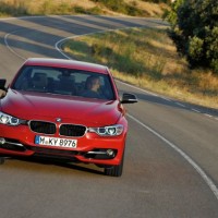 BMW predstavil novo serijo 3