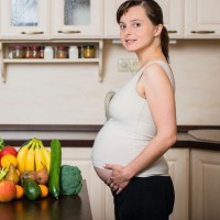 nosečnica, sadje
