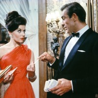 Eunice Gayson in Sean Connery 