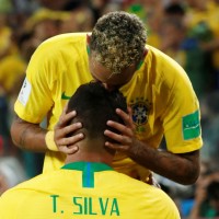 Thiago Silva in Neymar