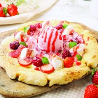 Erdbeeren-Pizza