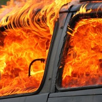 ogenj_požar_avto gori