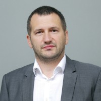 KOLUMNA NOVA Damir Crncec PL.jpg