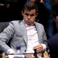 magnus carlsen re