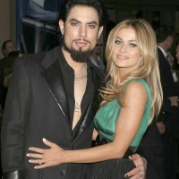 6-carmen electra in dave navarro