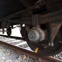 vlak-železniški tir