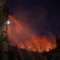 notredamska katedrala, požar8