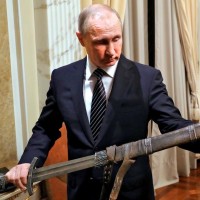 Vladimir Putin, meč