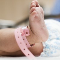 novorojencek dojencev rojstvo porod
