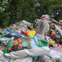 smeti, odpadki, plastika bobo