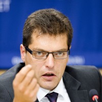 janez lenarcic eucomission.jpg