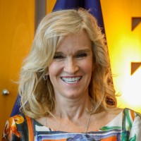 lynda blanchard bobo3.jpg