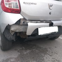 Simona-razbit avto