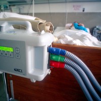 respirator, ventilator, bolnišnica