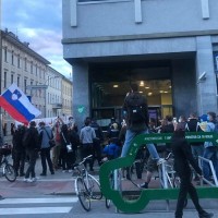 protest, rtv slovenija, tarča, janez janša