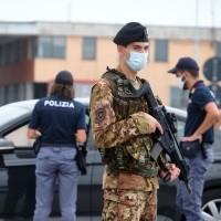 italijanski vojak, italijanska policija