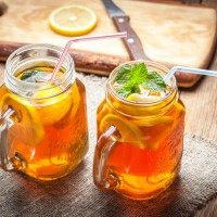 Domači ledeni čaj iz citrusov