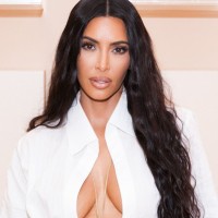 skynews-kim-kardashian-beauty_5092045