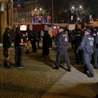 berlin, zabava, nemška policija