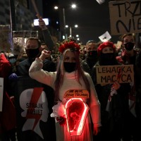 poljska, splav, protesti