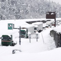 zastoj, snežni-vihar, japonska