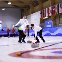 curling