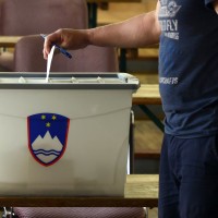 referendum o vodah volisve volilna skrinjica volitve bobo