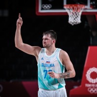 luka doncic slovenija pm