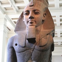 Ramzes II spomenik Wikipedia