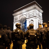policija francija