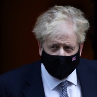 boris johnson, maska, britanski premier, združeno kraljestvo